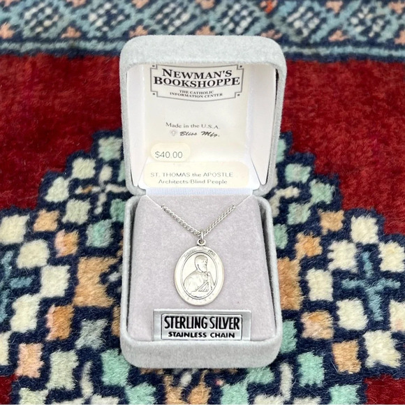 St. Thomas the Apostle Sterling Silver Oval Religious Medal Necklace 18” Chain - Picture 1 of 3